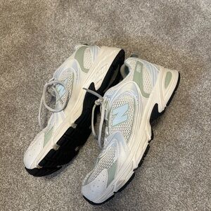 New Balance 530s